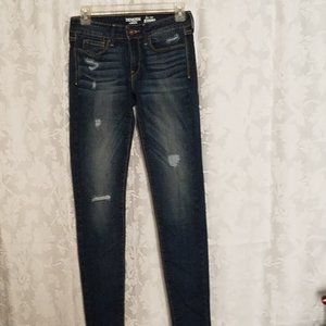 Denizen from Levis low rise jegging size 3